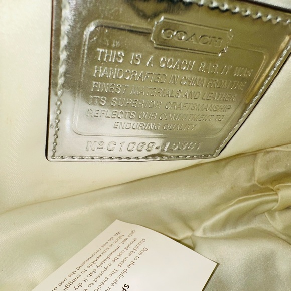 Coach very rare vintage gold sequined  poppy handbag/crossbody/ NWOT - Picture 7 of 8